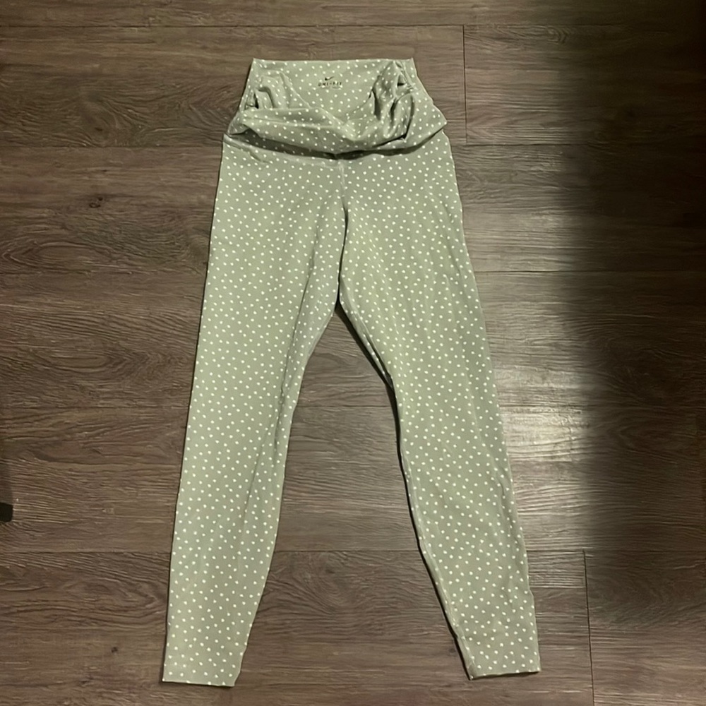 Nike dry fit legging gray white polka dot